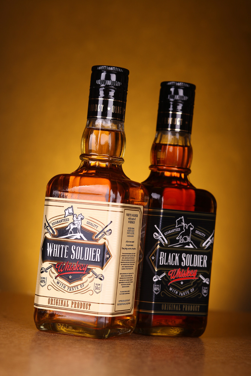 Whiskey design - White and Black Soldier - 43'oz Design Studio