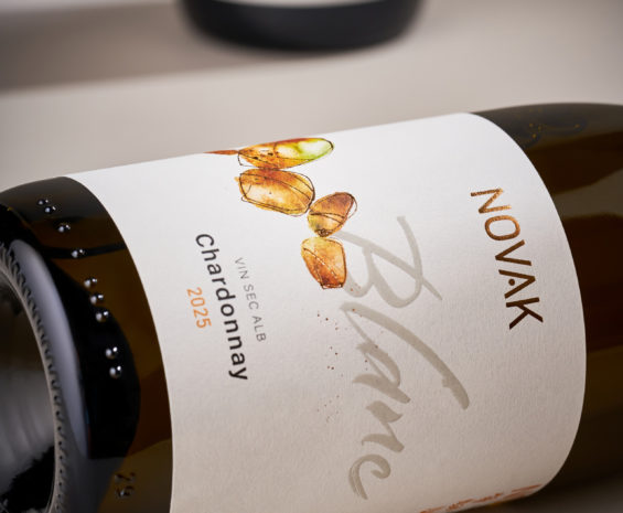 3846Premium Wine Label Design – The Governor